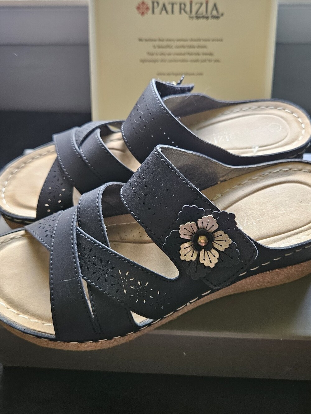Black Bagley Sandals Size 8 Patrizia By Spring Step